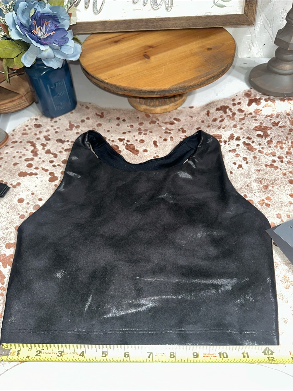 NWT Black High-Neck Seamless Crop Bra Top - Women’s Intimates cycle house